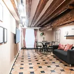 Giano Host - San Bernardo