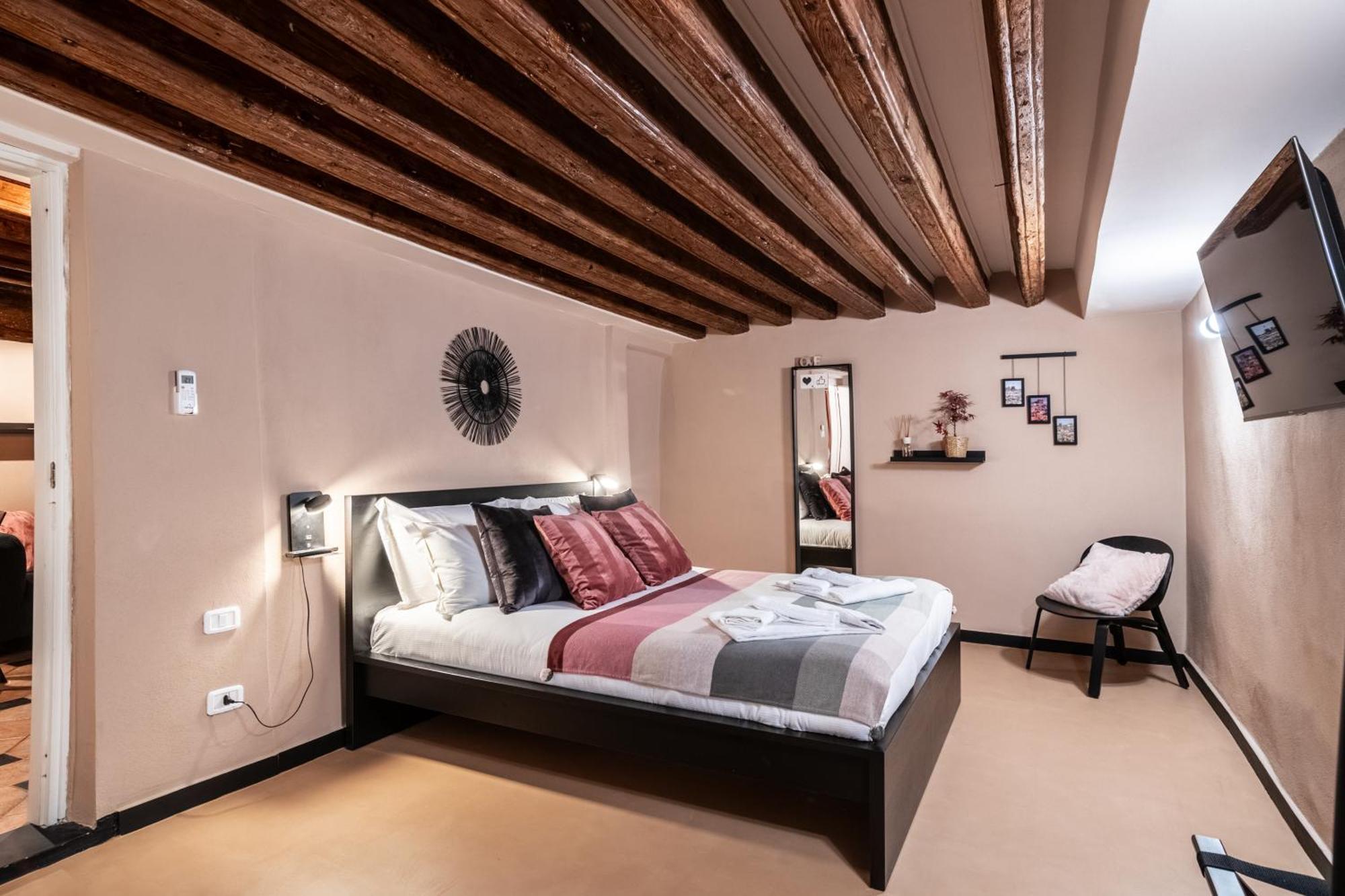 Giano Host - San Bernardo Apartment Genua